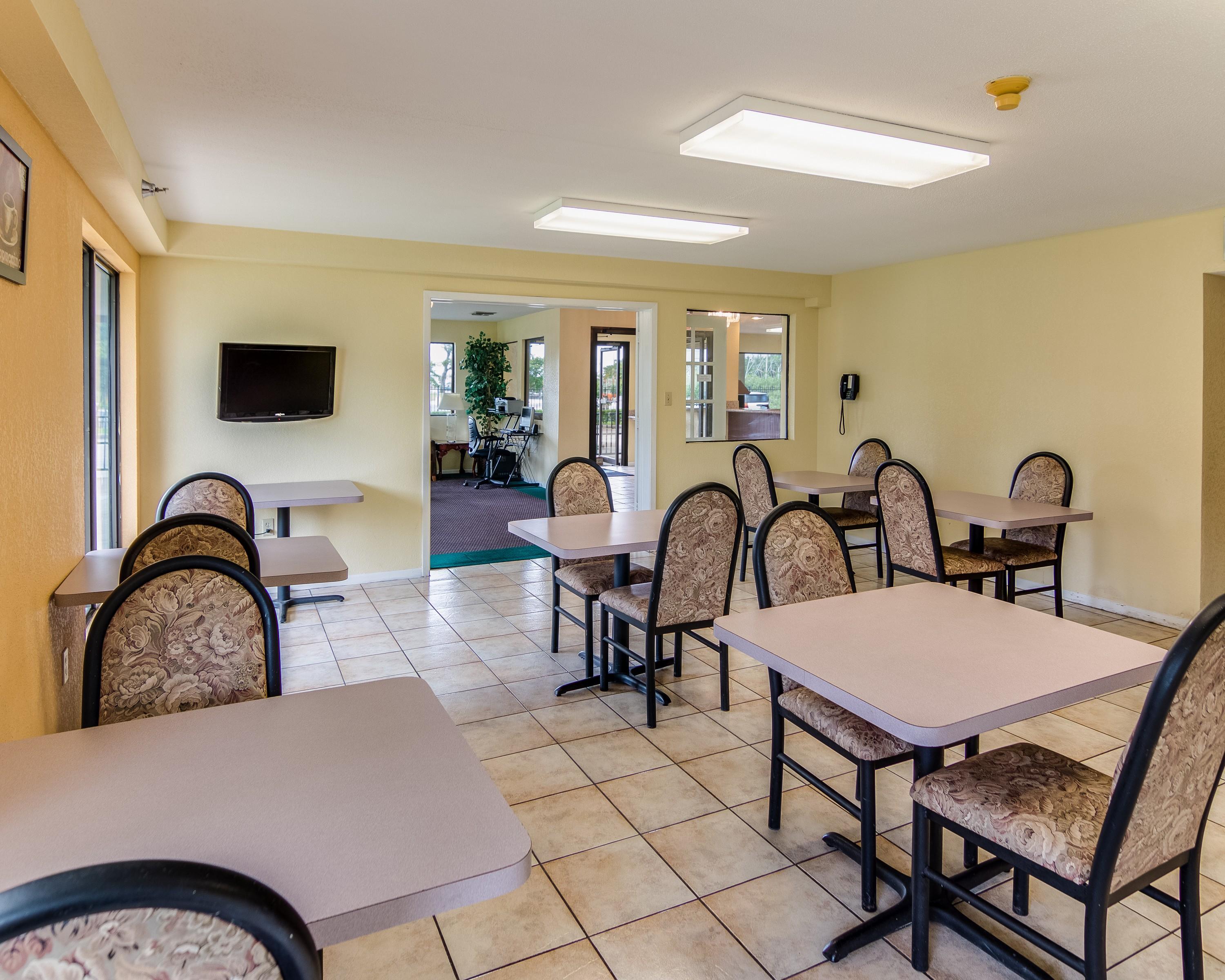 Rodeway Inn & Suites Hwy 290 Nw Хьюстон Экстерьер фото