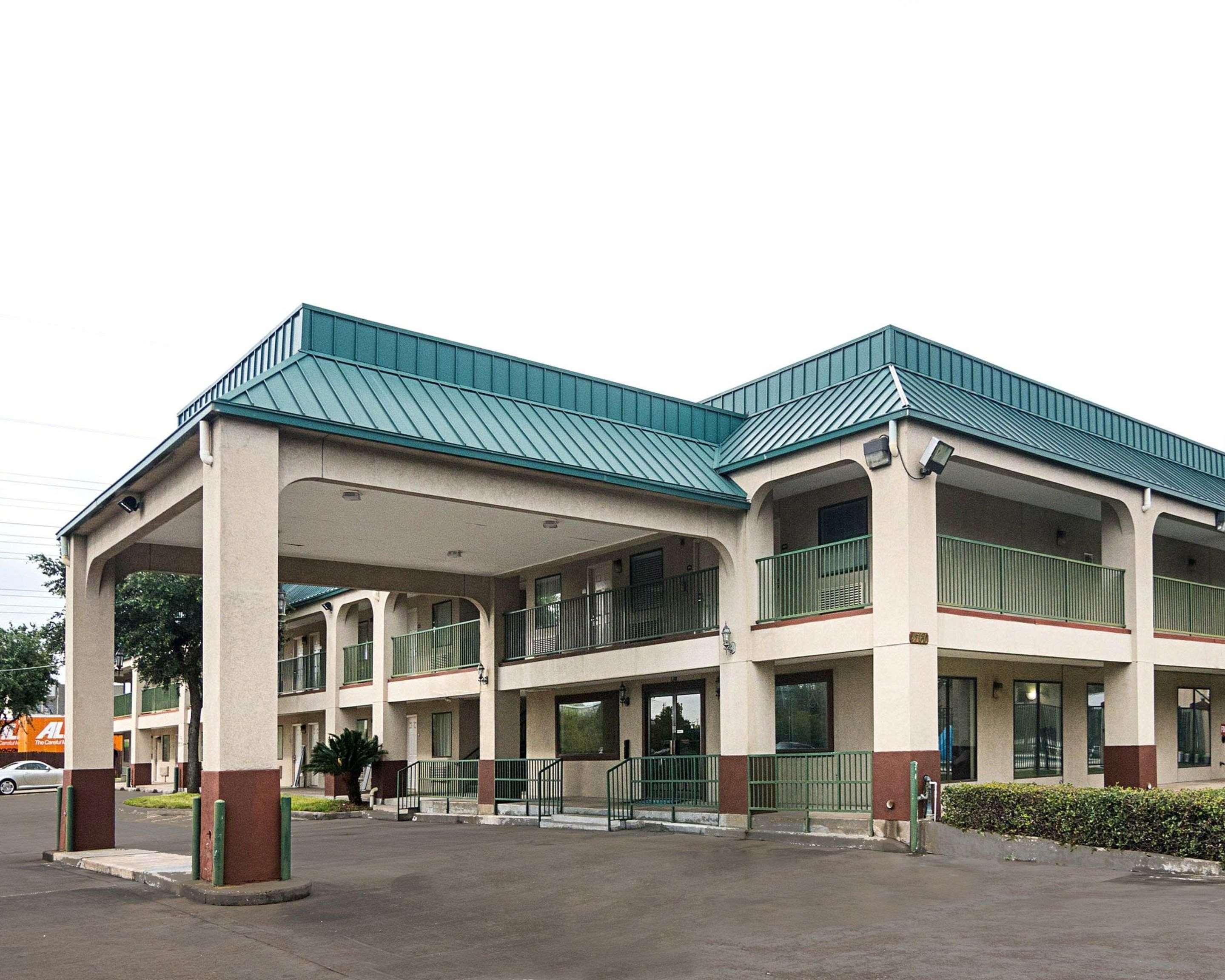 Rodeway Inn & Suites Hwy 290 Nw Хьюстон Экстерьер фото