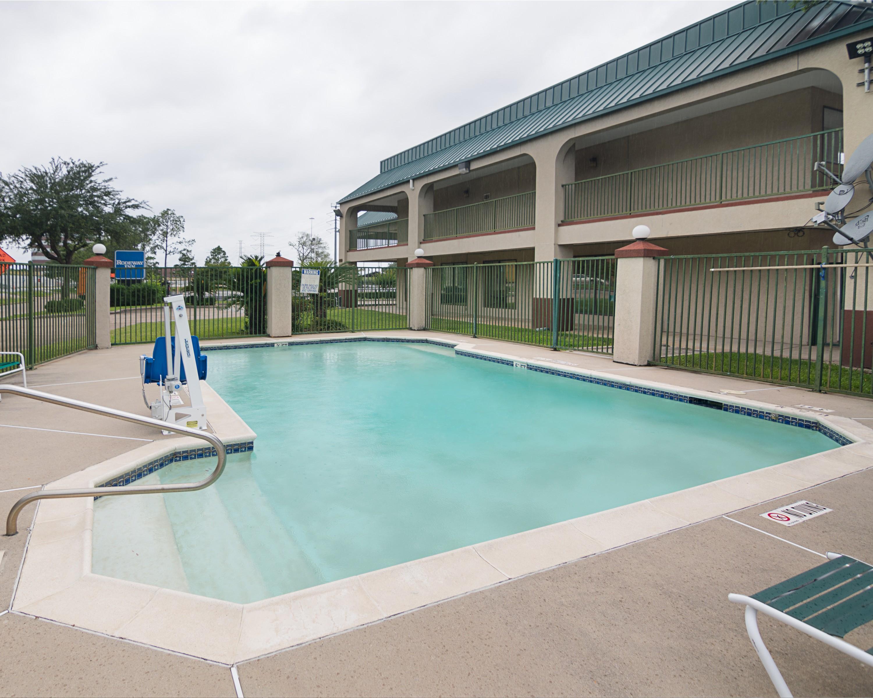 Rodeway Inn & Suites Hwy 290 Nw Хьюстон Экстерьер фото