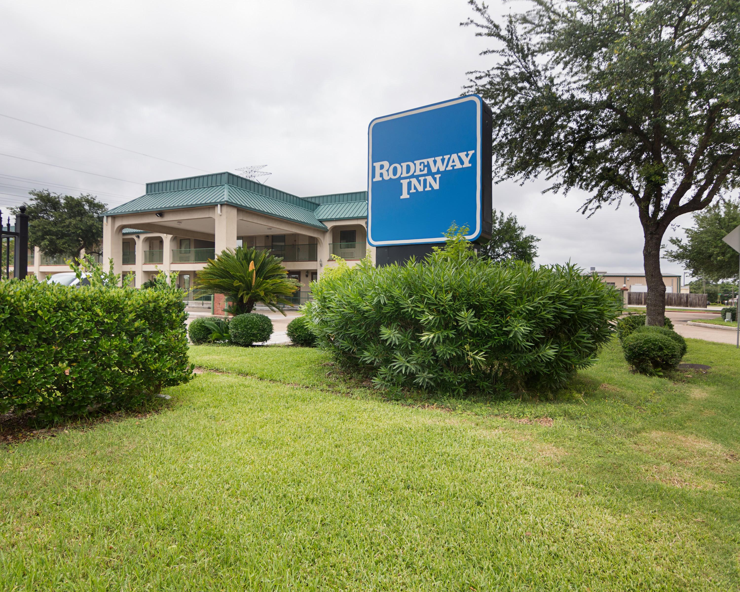 Rodeway Inn & Suites Hwy 290 Nw Хьюстон Экстерьер фото
