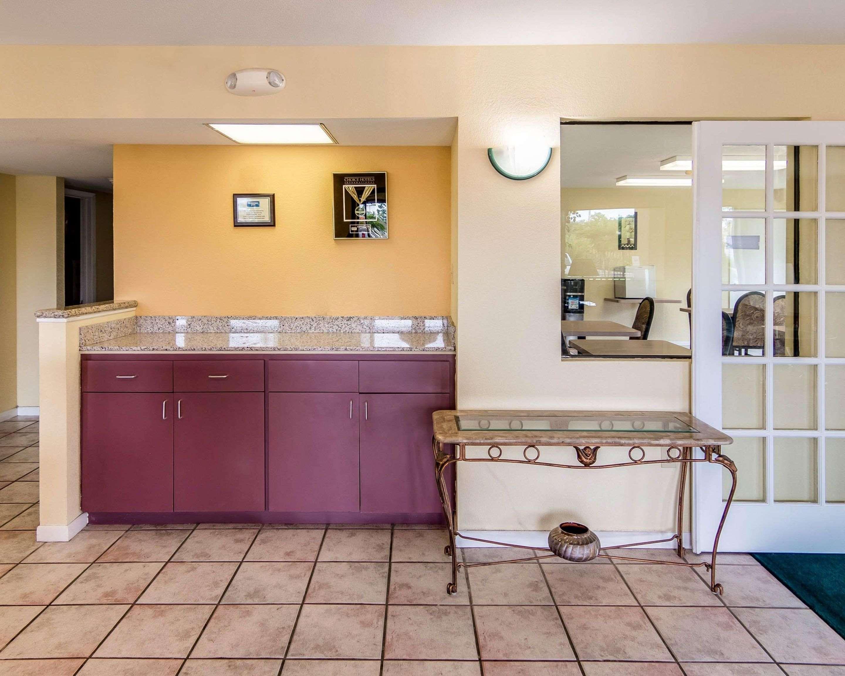 Rodeway Inn & Suites Hwy 290 Nw Хьюстон Экстерьер фото