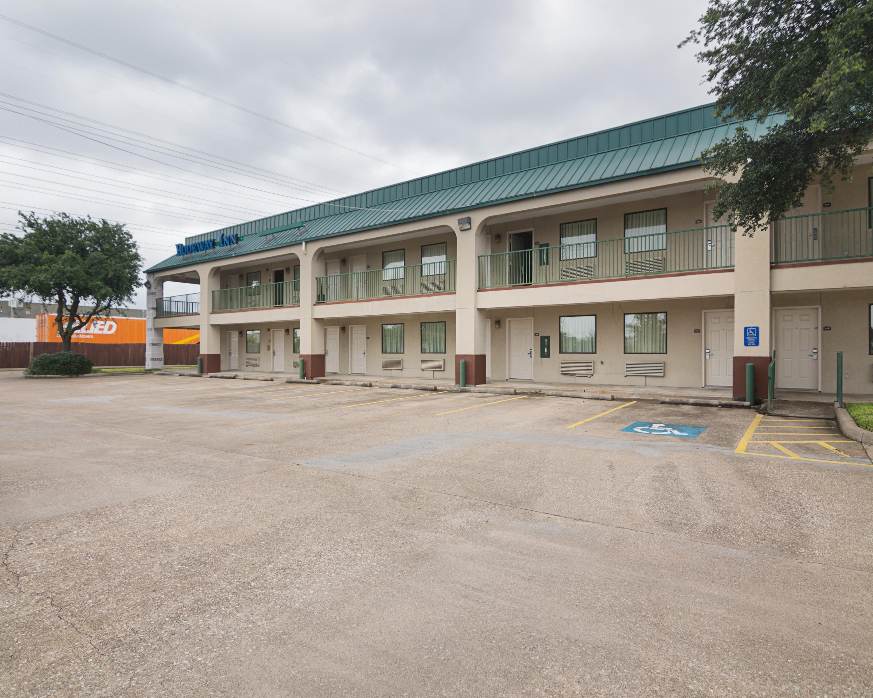 Rodeway Inn & Suites Hwy 290 Nw Хьюстон Экстерьер фото