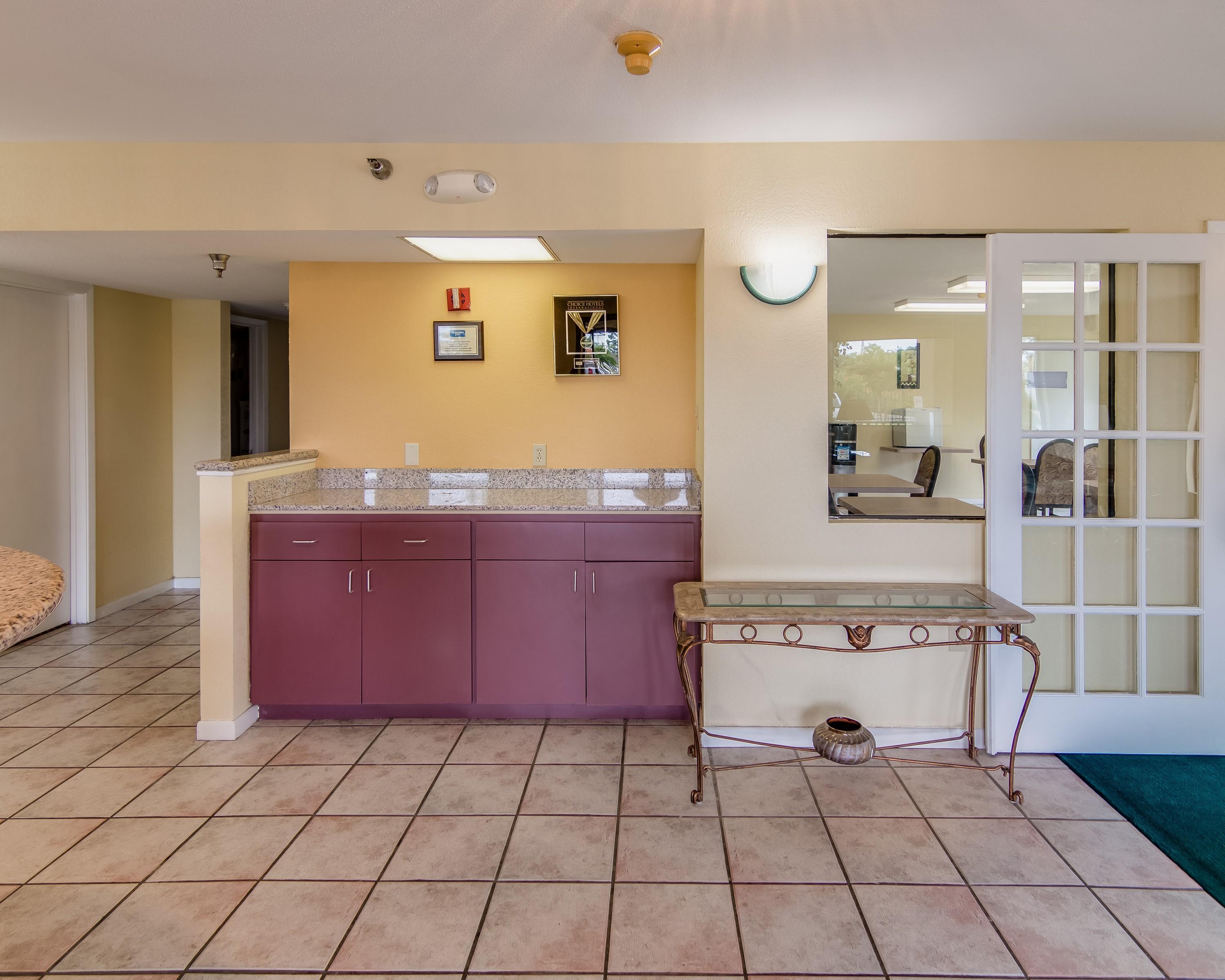 Rodeway Inn & Suites Hwy 290 Nw Хьюстон Экстерьер фото