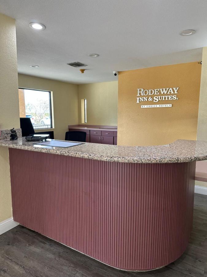 Rodeway Inn & Suites Hwy 290 Nw Хьюстон Экстерьер фото