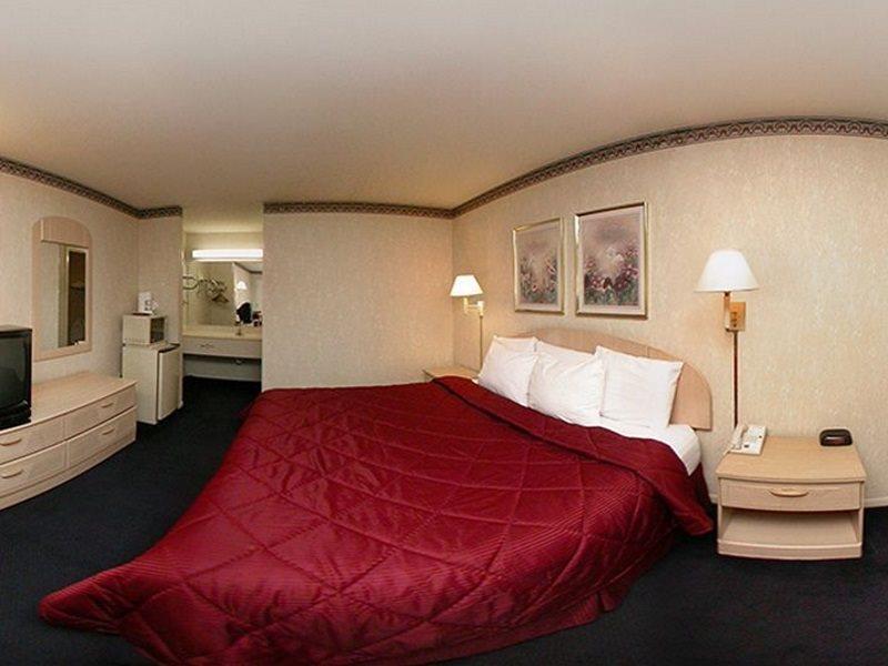 Rodeway Inn & Suites Hwy 290 Nw Хьюстон Экстерьер фото