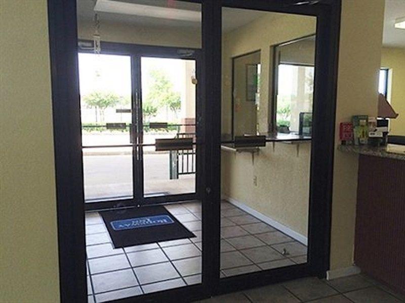 Rodeway Inn & Suites Hwy 290 Nw Хьюстон Экстерьер фото