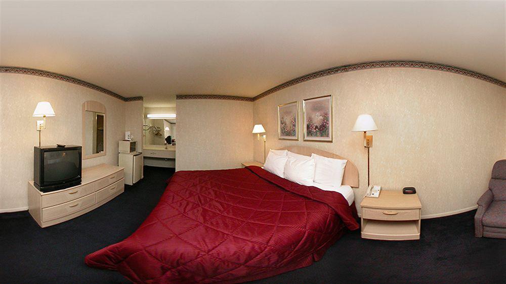 Rodeway Inn & Suites Hwy 290 Nw Хьюстон Экстерьер фото